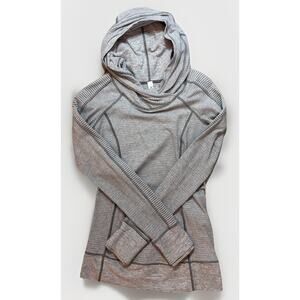 Vintage Lululemon Woman’s Hoodie Pullover Jacket Size 2 Gorgeous Condition Grey